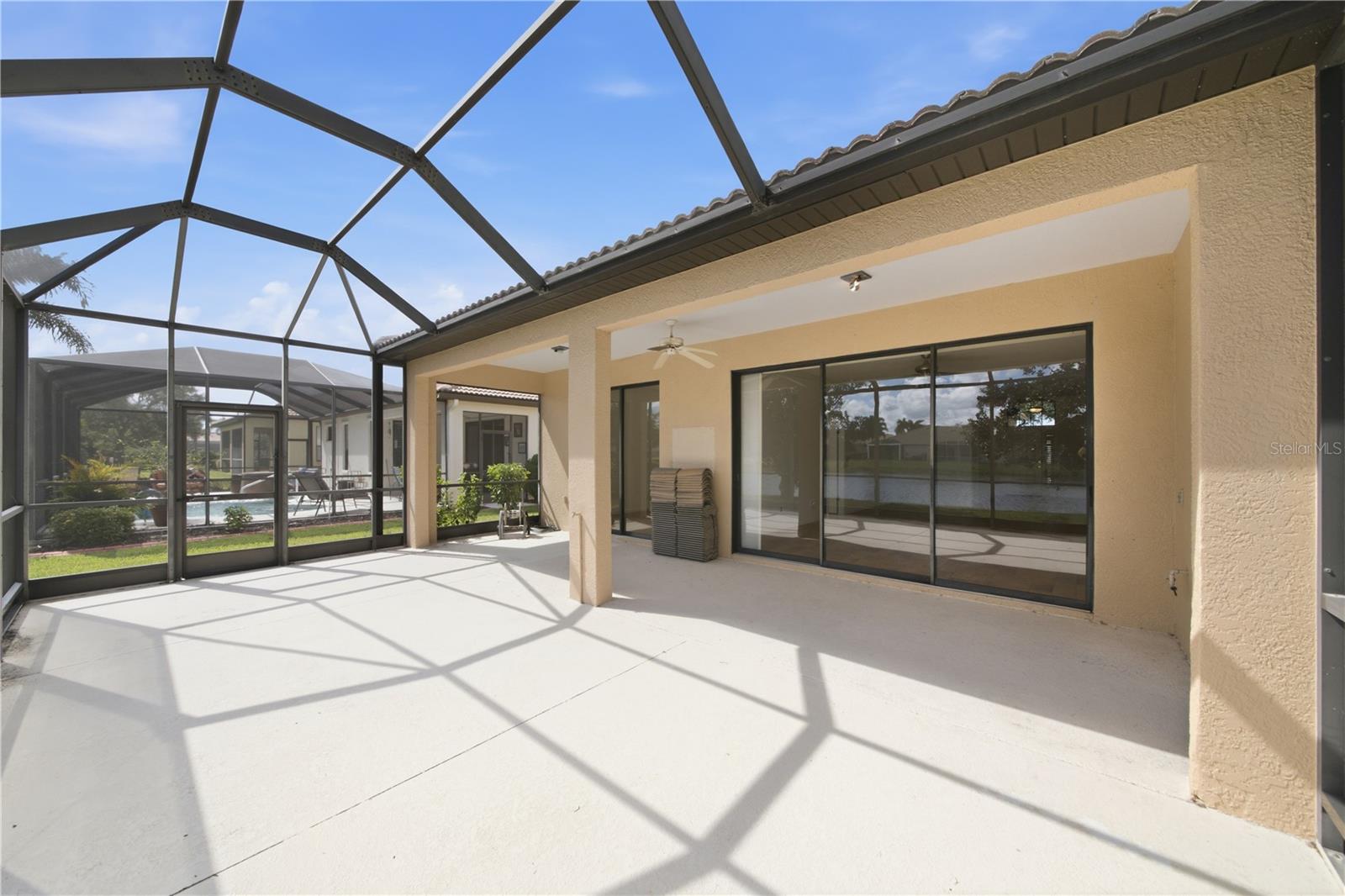8013 STIRLING FALLS CIRCLE, Sarasota, FL 34243