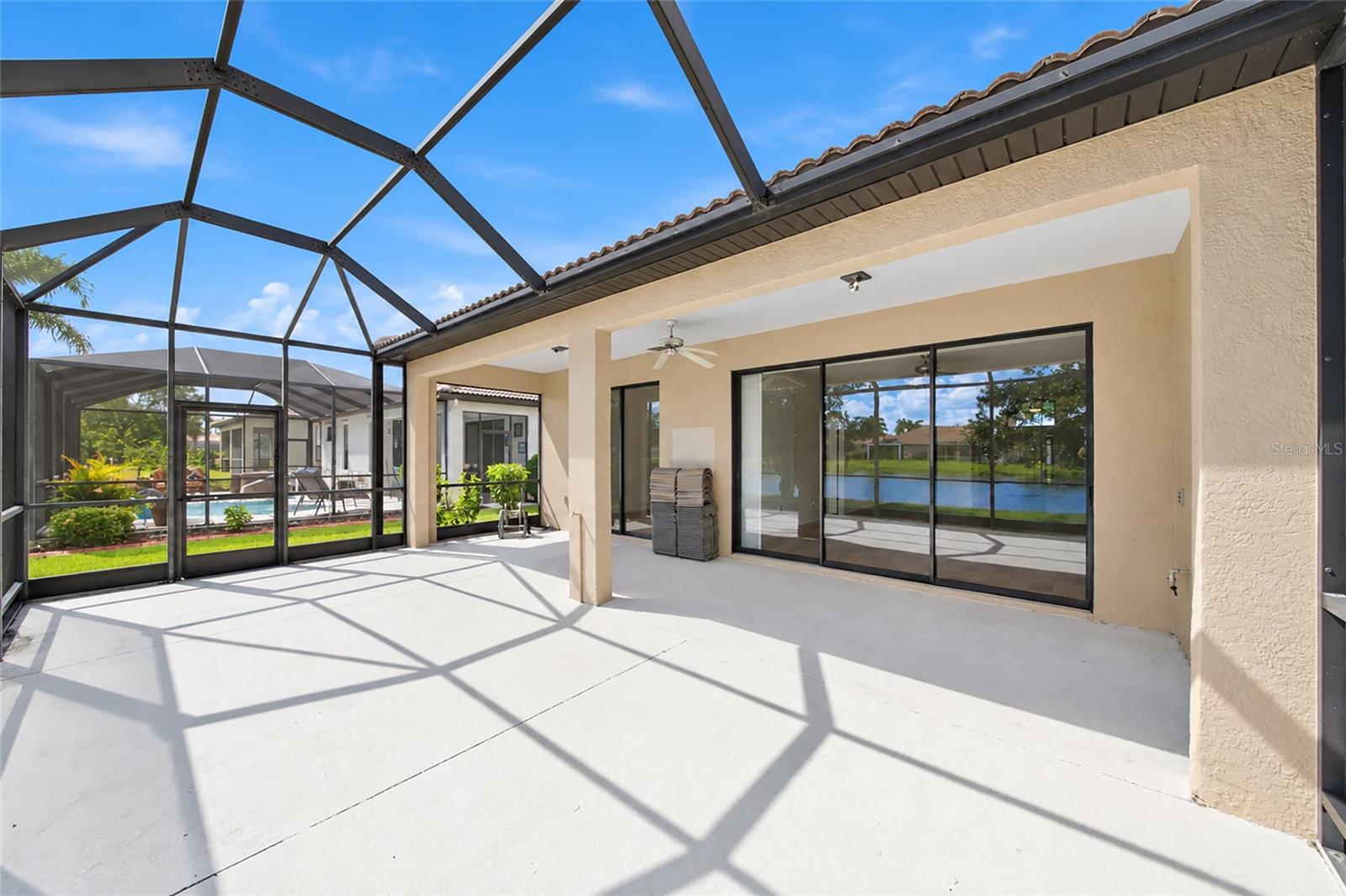 8013 STIRLING FALLS CIRCLE, Sarasota, FL 34243