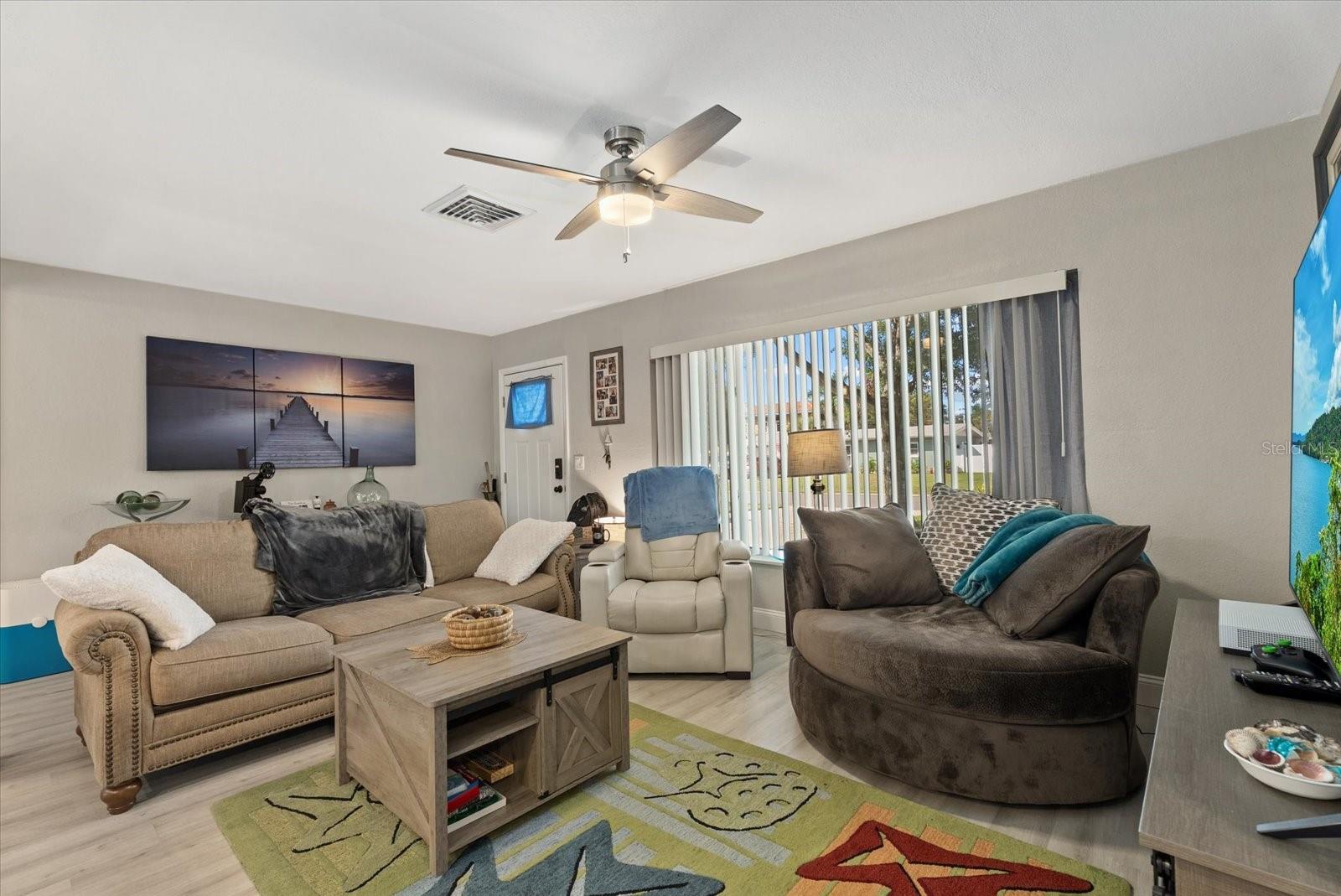 5766 37TH AVENUE N, St Petersburg, FL 33710 5766 37TH AVENUE N, St Petersburg, FL 33710
