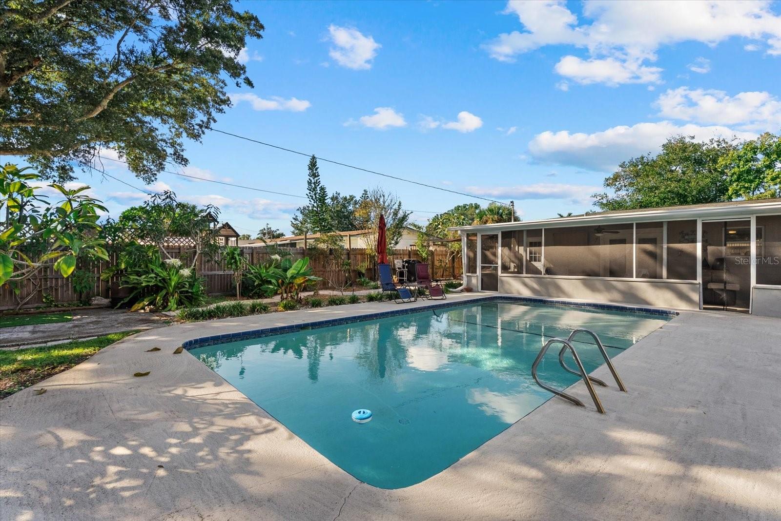 5766 37TH AVENUE N, St Petersburg, FL 33710