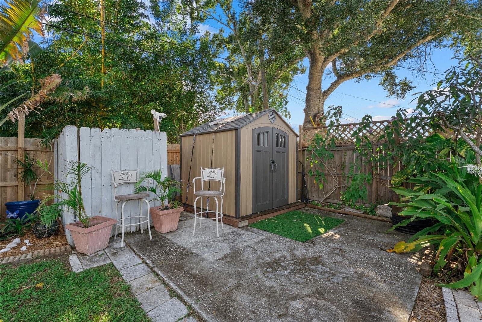 5766 37TH AVENUE N, St Petersburg, FL 33710