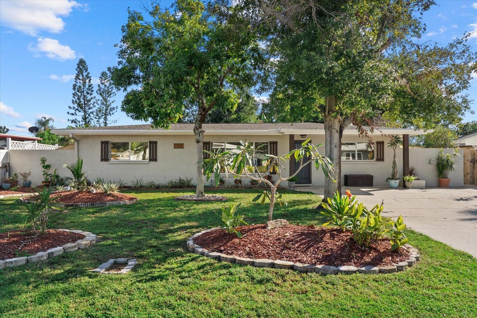 5766 37TH AVENUE N, St Petersburg, FL 33710 5766 37TH AVENUE N, St Petersburg, FL 33710