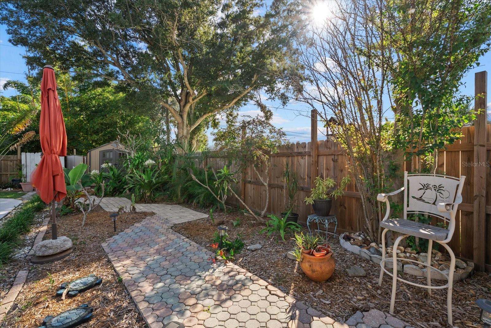 5766 37TH AVENUE N, St Petersburg, FL 33710