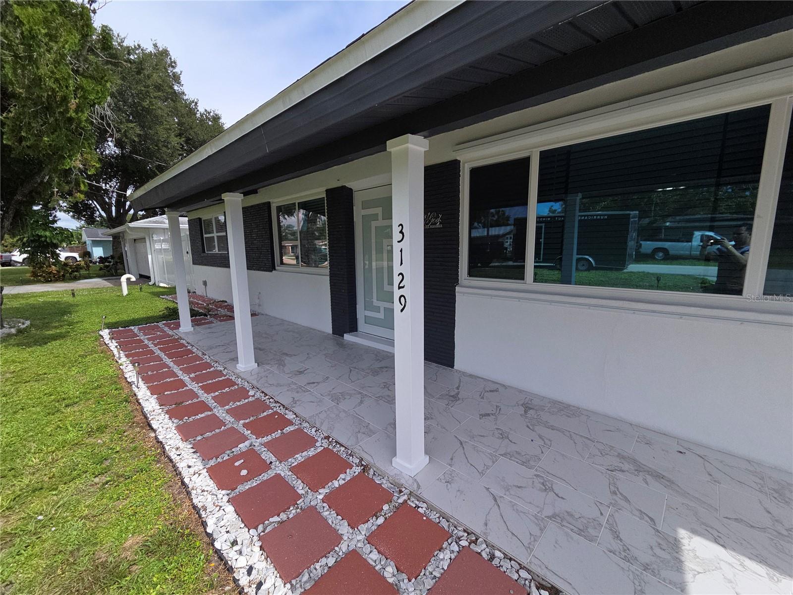 3129 BALDWIN AVENUE, Sarasota, FL 34232
