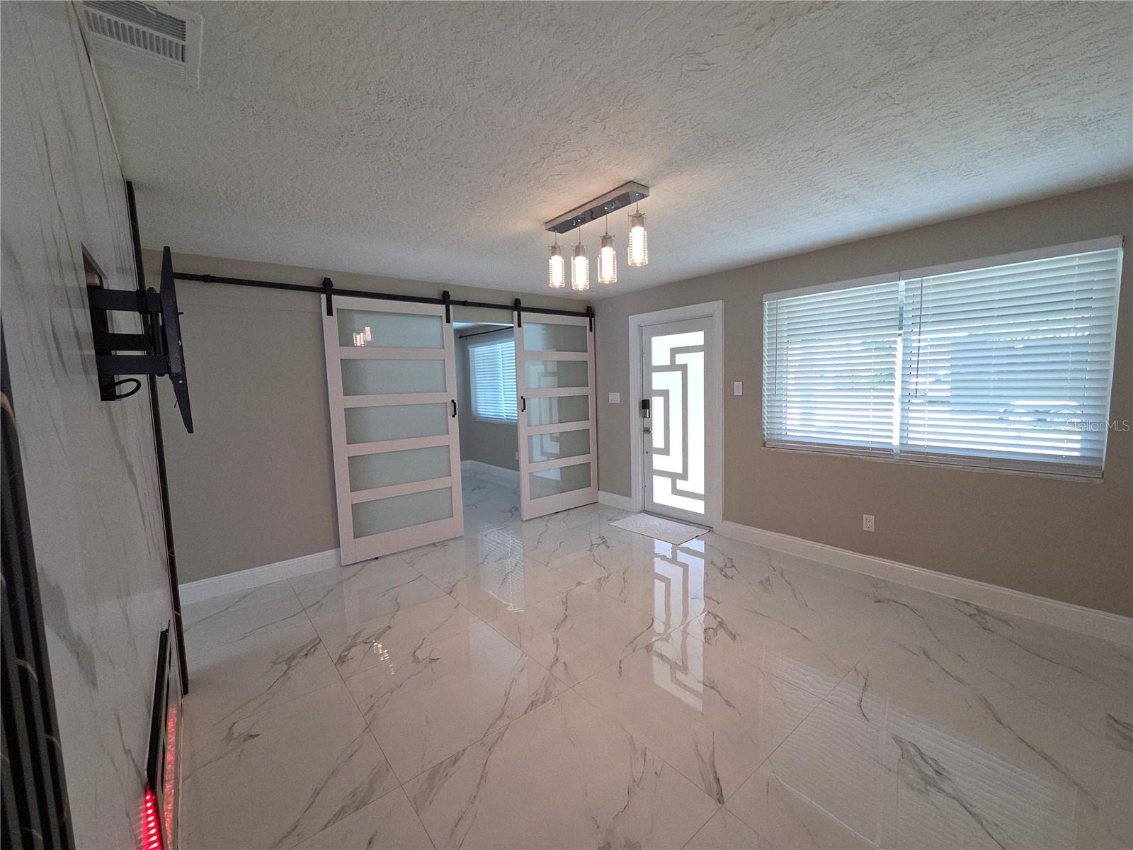 3129 BALDWIN AVENUE, Sarasota, FL 34232