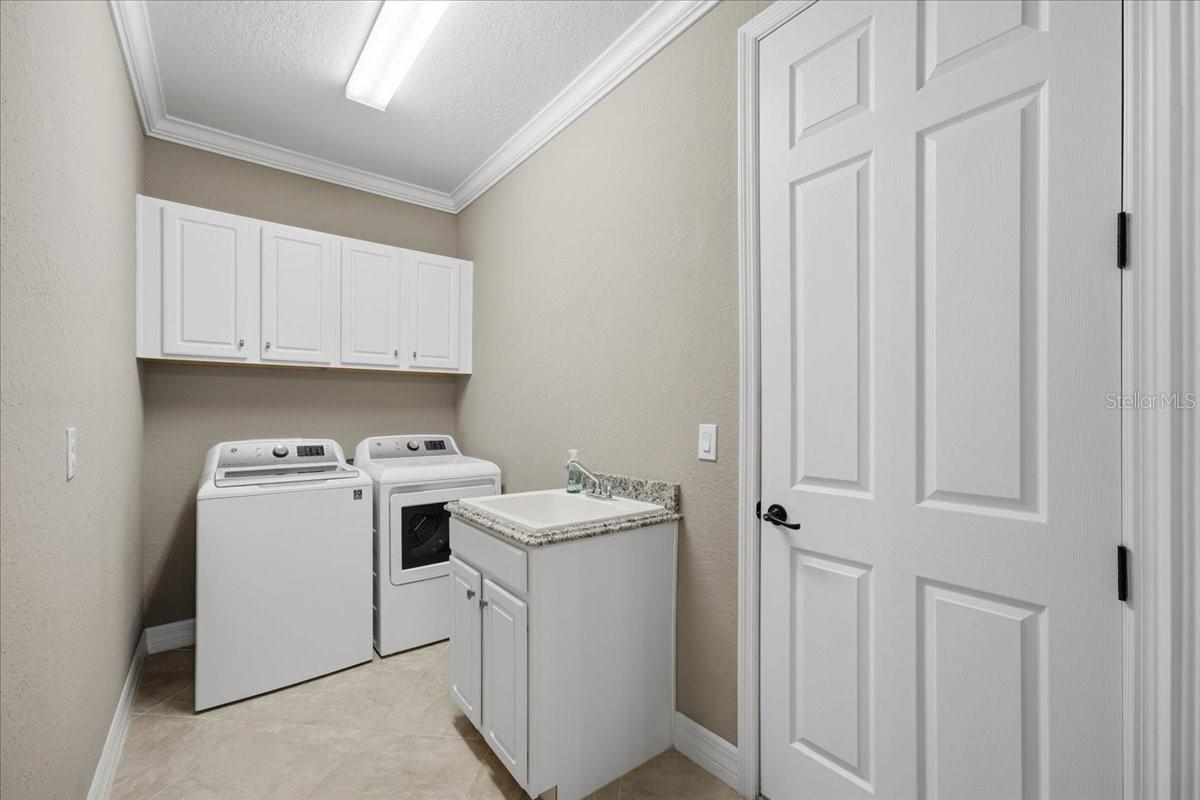 17459 HICKOK BELT LOOP, Bradenton, FL 34211