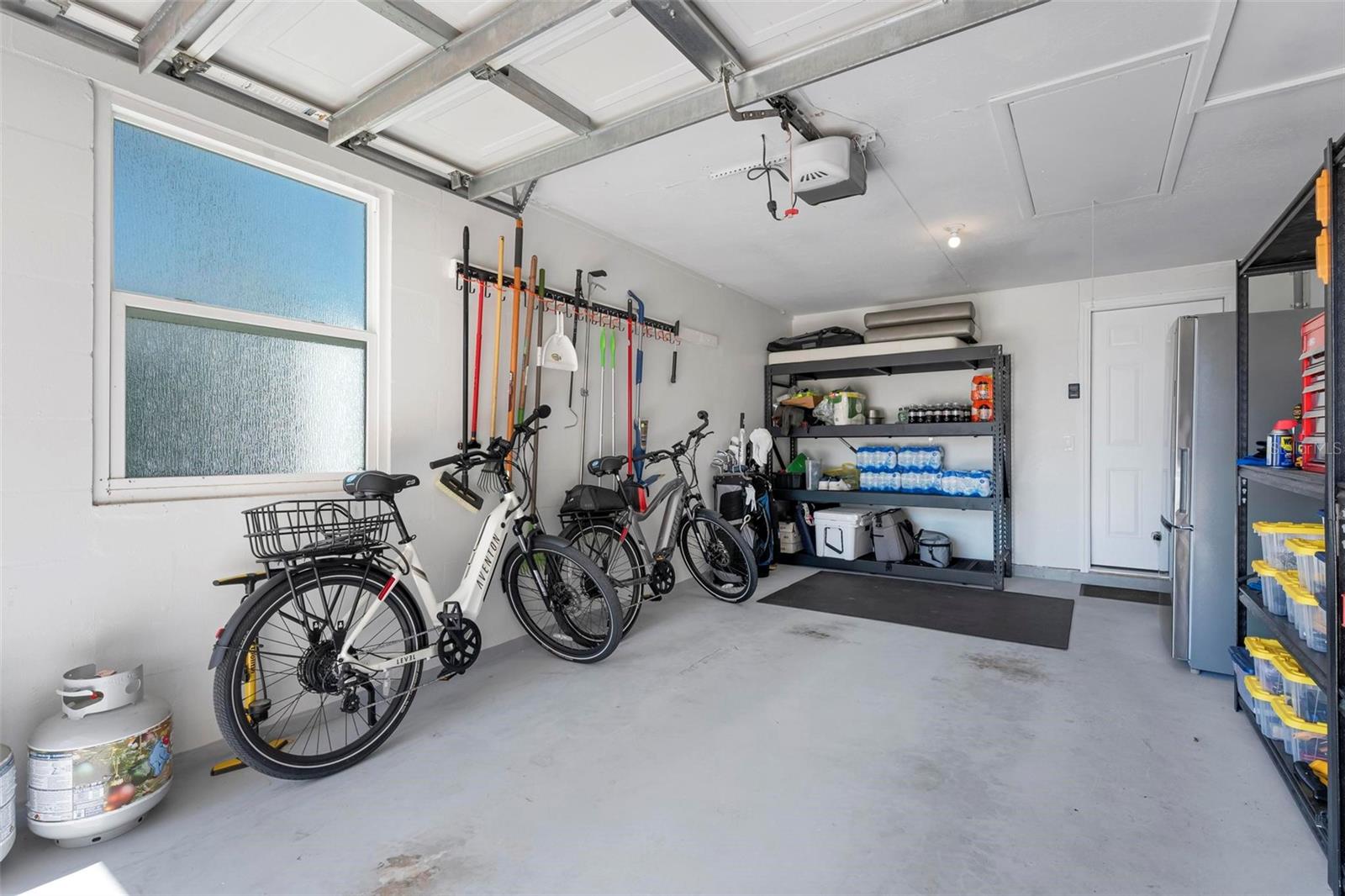 One car garage