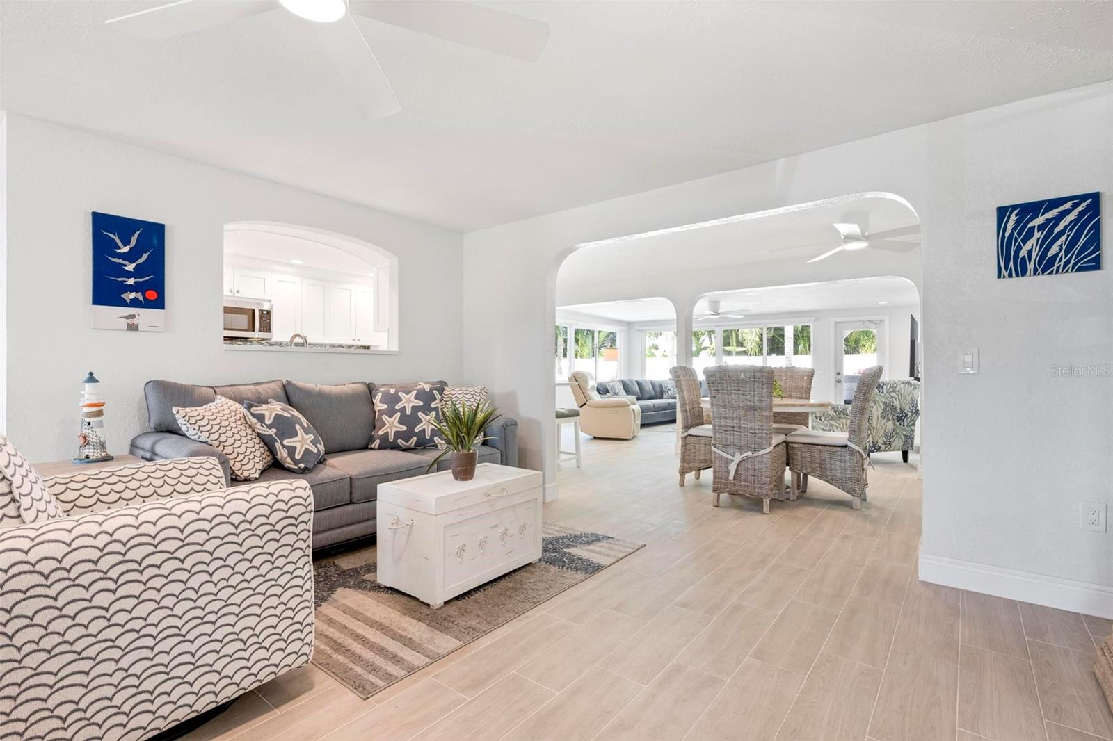 504 69TH STREET, Holmes Beach, FL 34217
