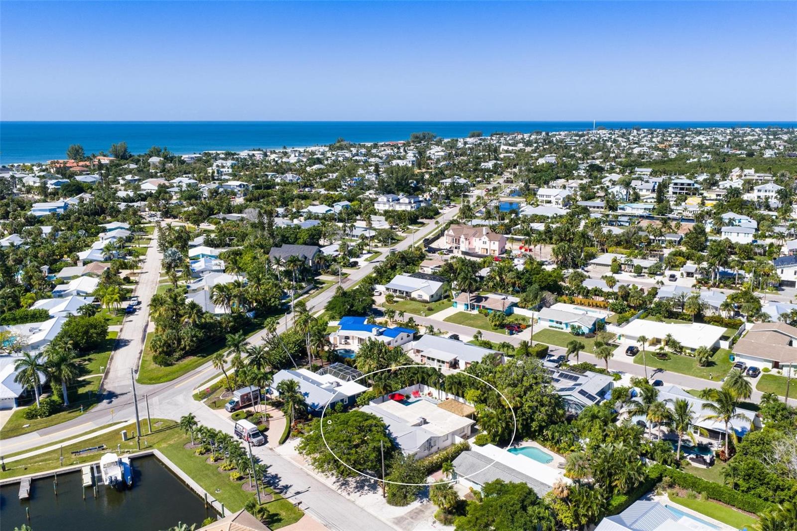 504 69TH STREET, Holmes Beach, FL 34217