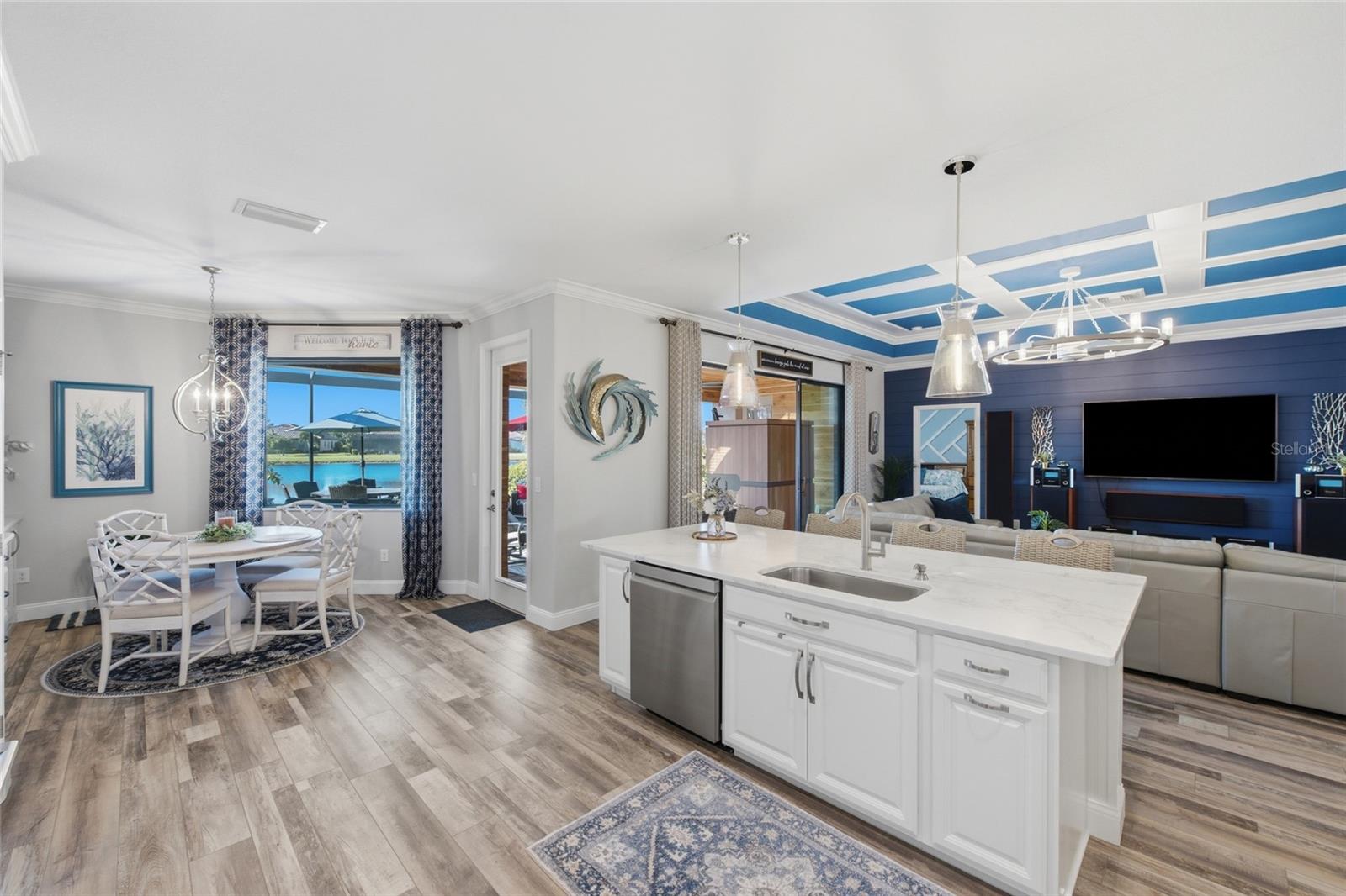 Kitchen with Breakfast Nook