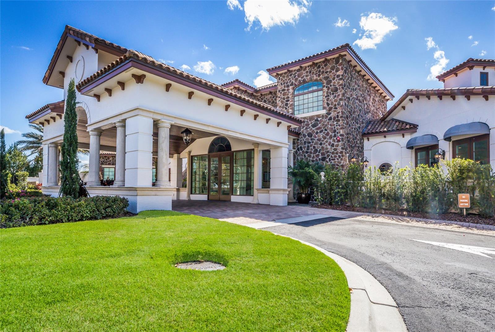 8281 PAVIA WAY, Lakewood Ranch, FL 34202