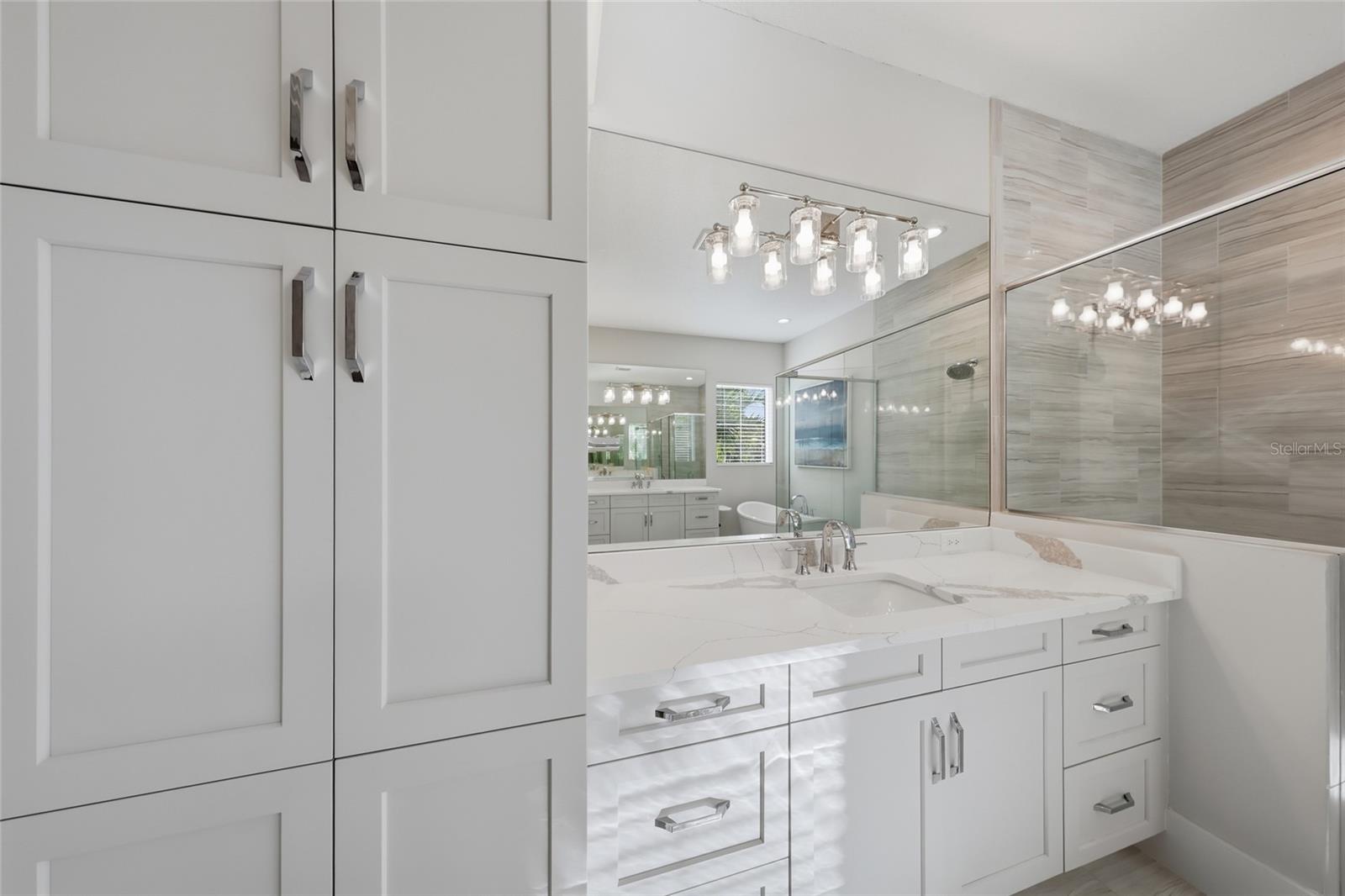 8281 PAVIA WAY, Lakewood Ranch, FL 34202
