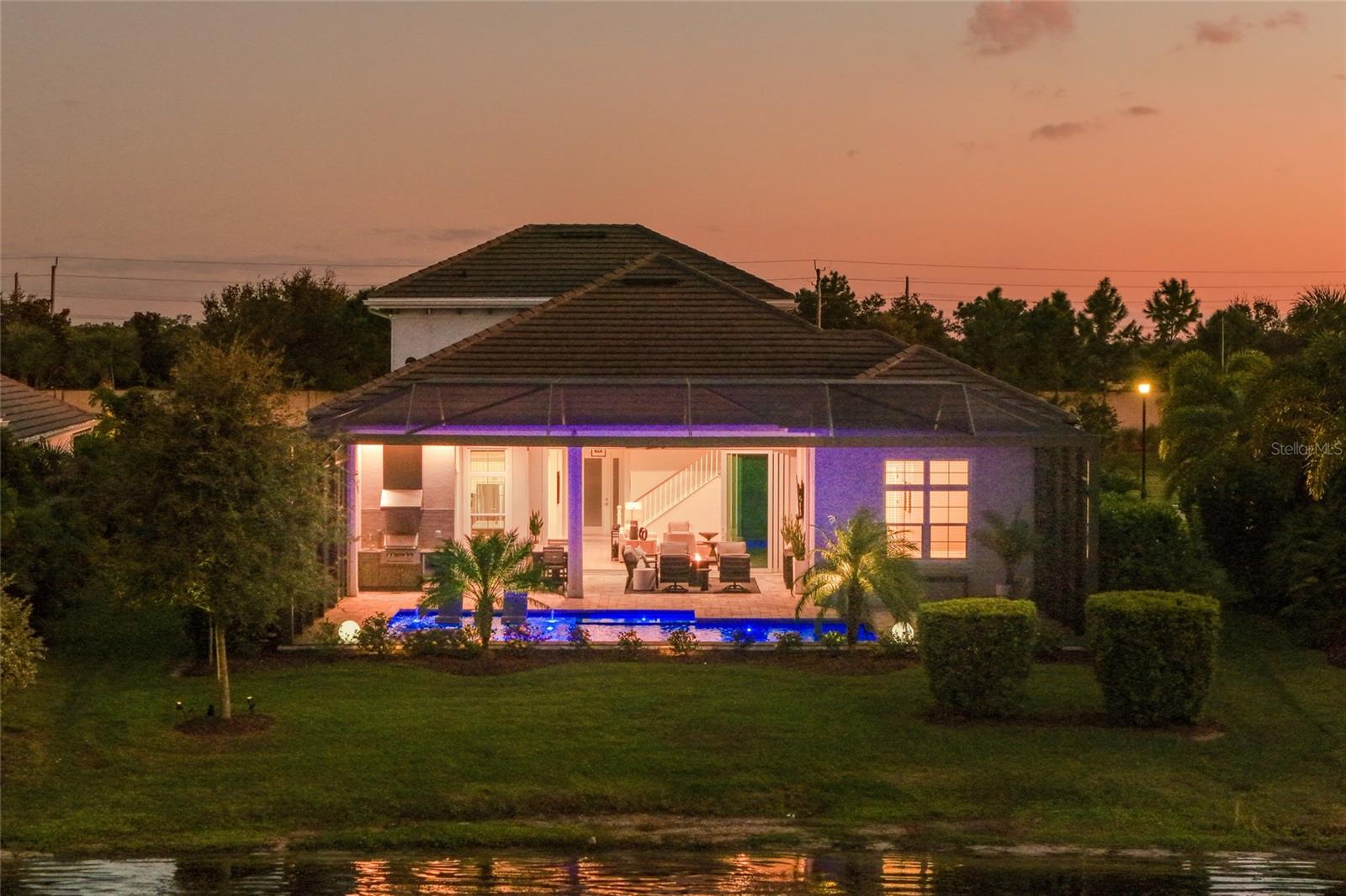 8281 PAVIA WAY, Lakewood Ranch, FL 34202