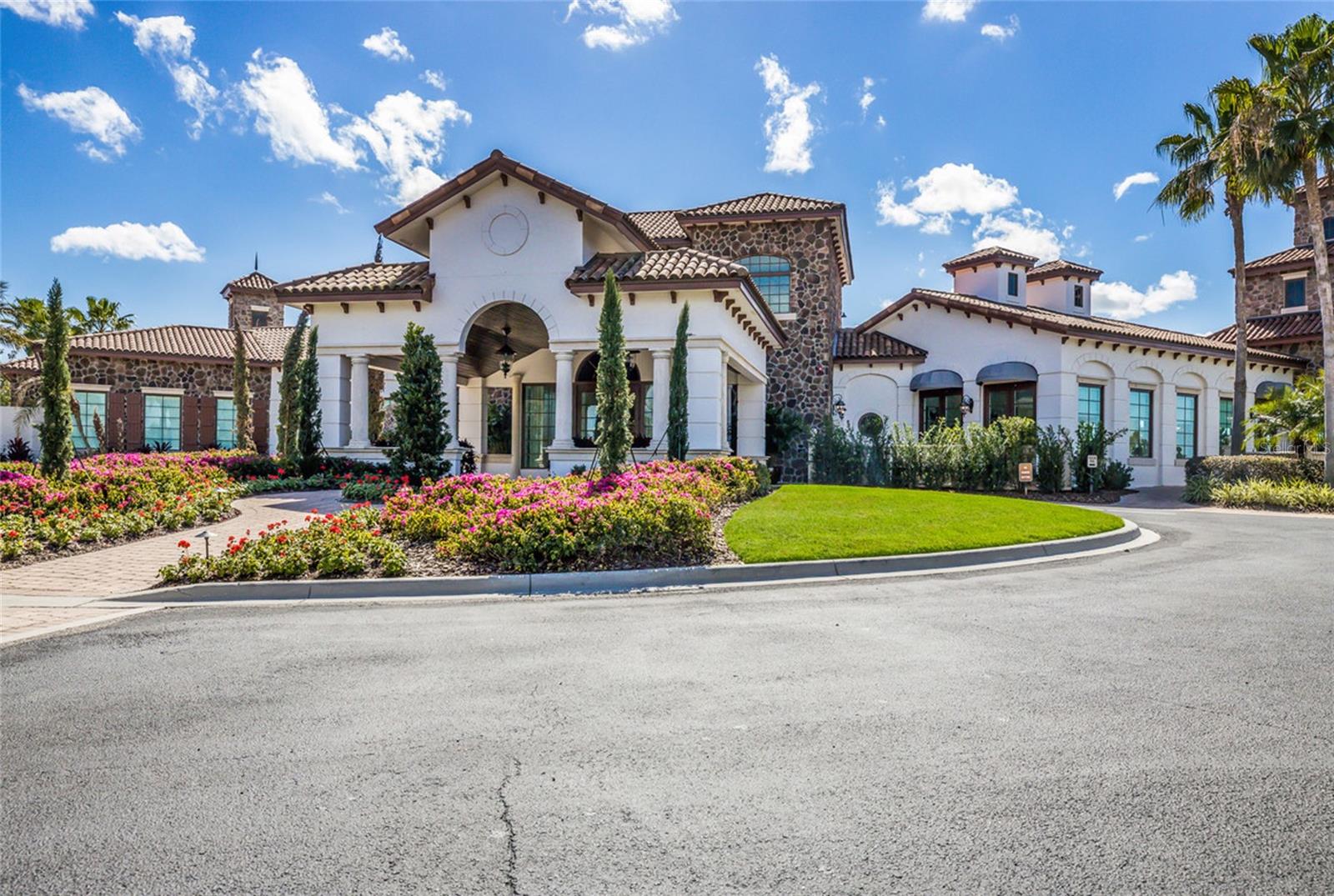 8281 PAVIA WAY, Lakewood Ranch, FL 34202