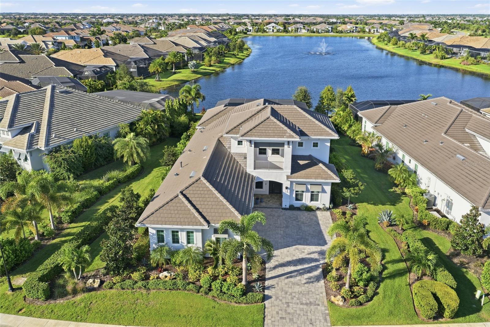8281 PAVIA WAY, Lakewood Ranch, FL 34202