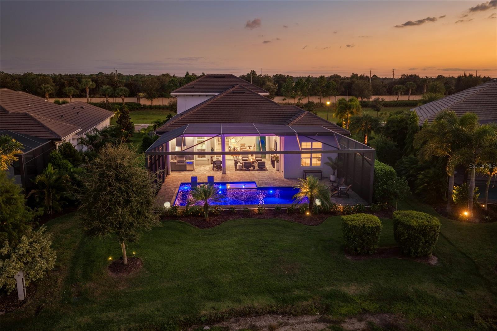 8281 PAVIA WAY, Lakewood Ranch, FL 34202