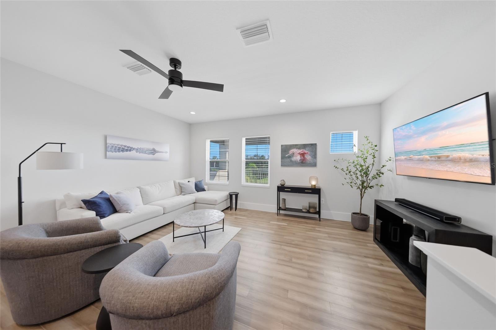 8281 PAVIA WAY, Lakewood Ranch, FL 34202