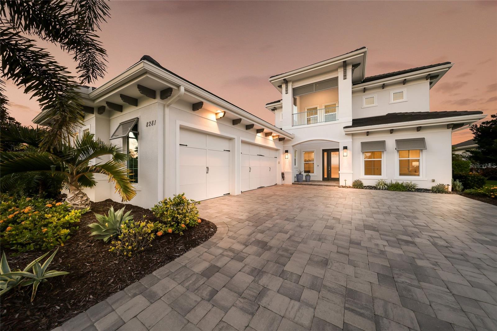 8281 PAVIA WAY, Lakewood Ranch, FL 34202