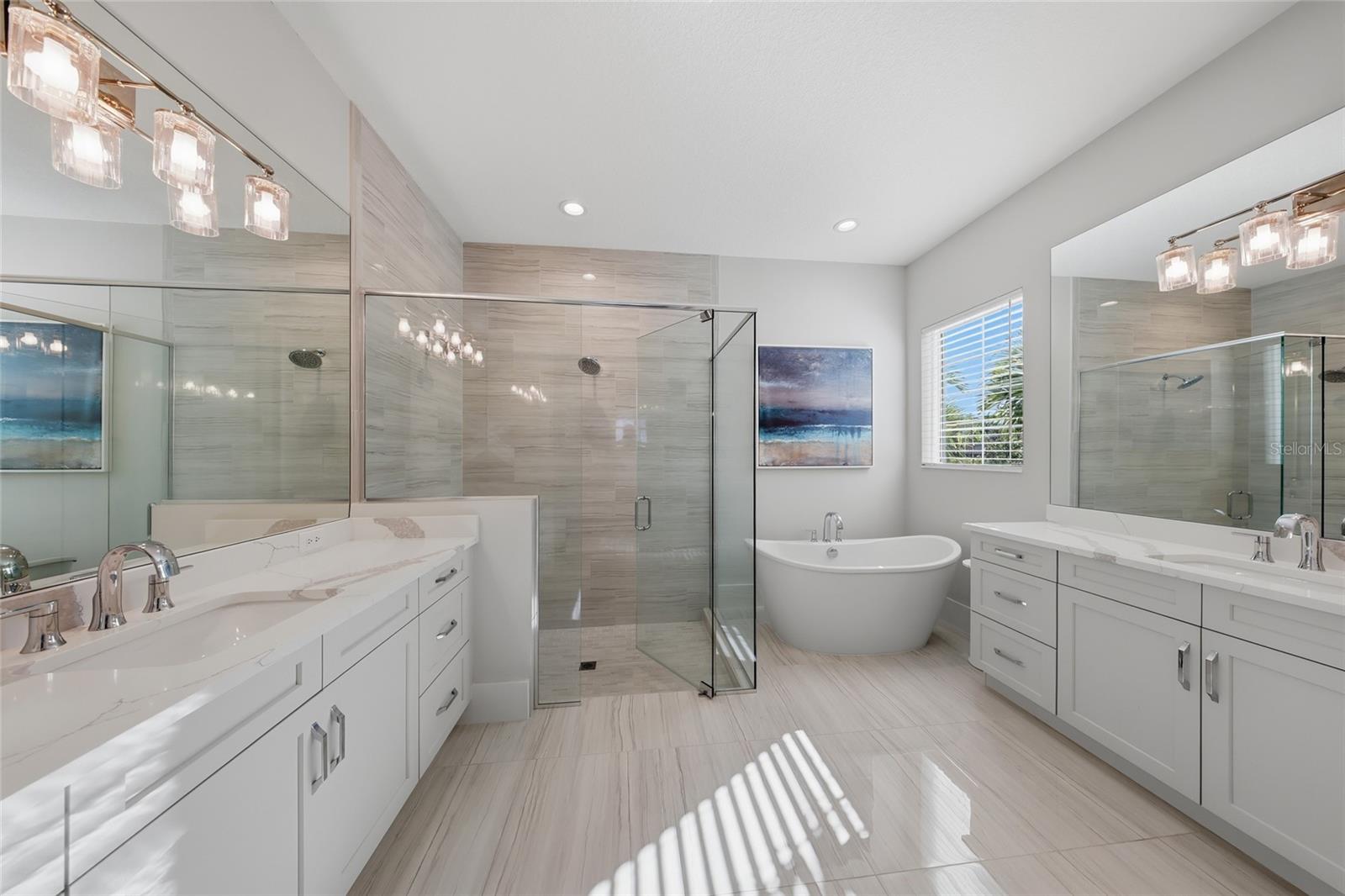 8281 PAVIA WAY, Lakewood Ranch, FL 34202