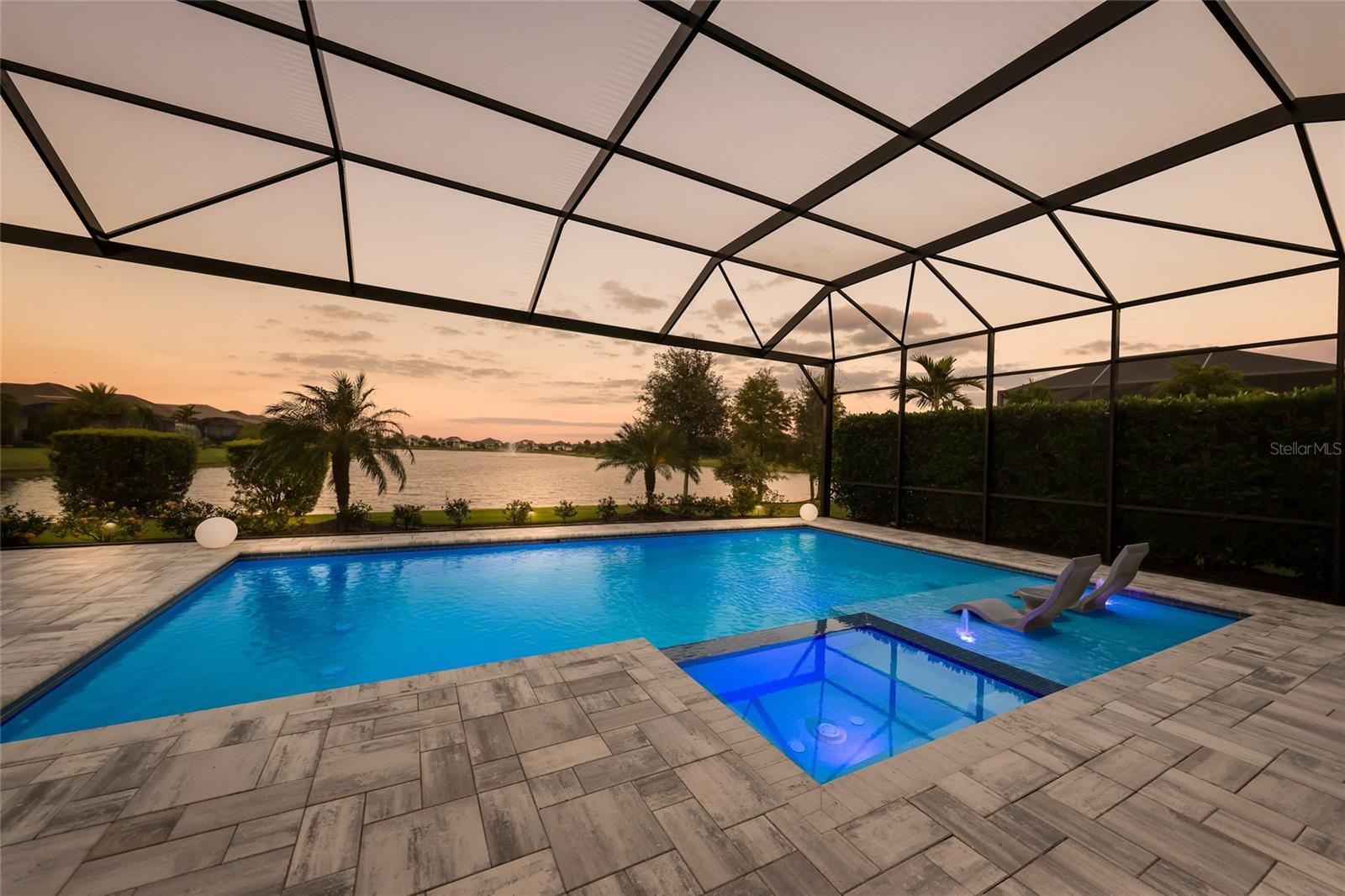 8281 PAVIA WAY, Lakewood Ranch, FL 34202