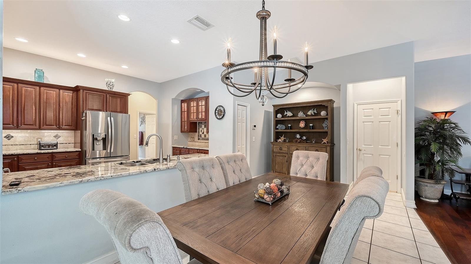 3974 SERENITY CIRCLE, Sarasota, FL 34235