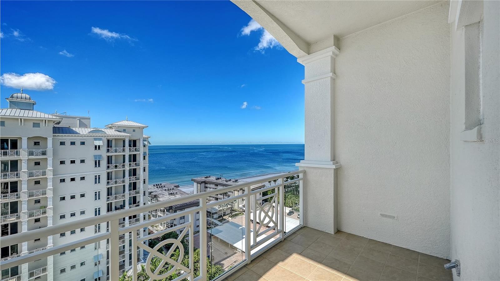 2050 BENJAMIN FRANKLIN DRIVE, #PH1102, Sarasota, FL 34236