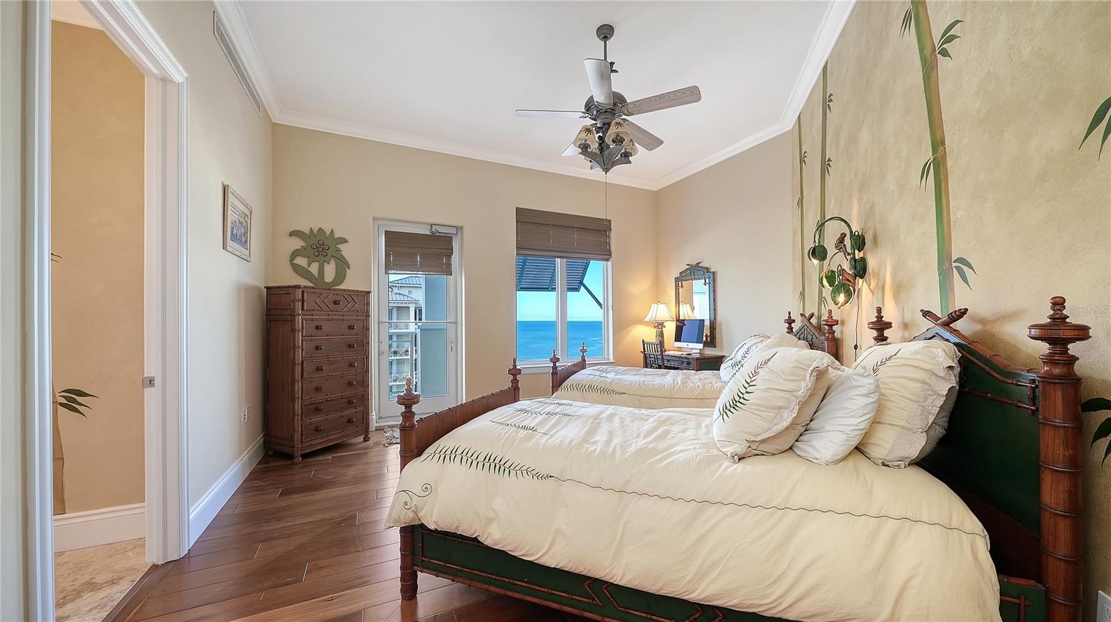 2050 BENJAMIN FRANKLIN DRIVE, #PH1102, Sarasota, FL 34236