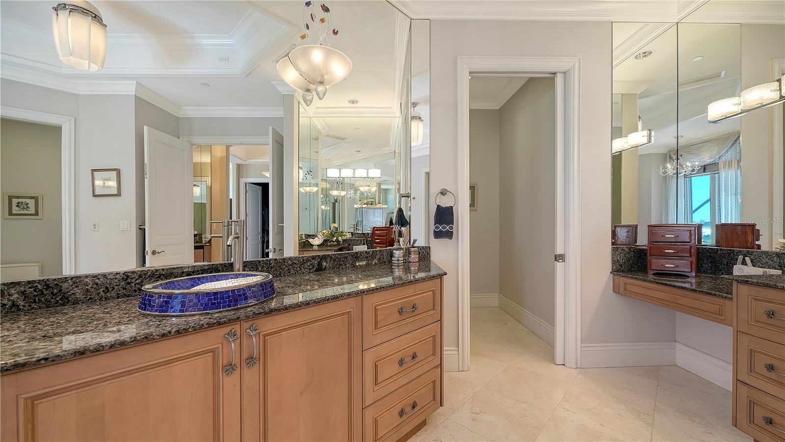 2050 BENJAMIN FRANKLIN DRIVE, #PH1102, Sarasota, FL 34236