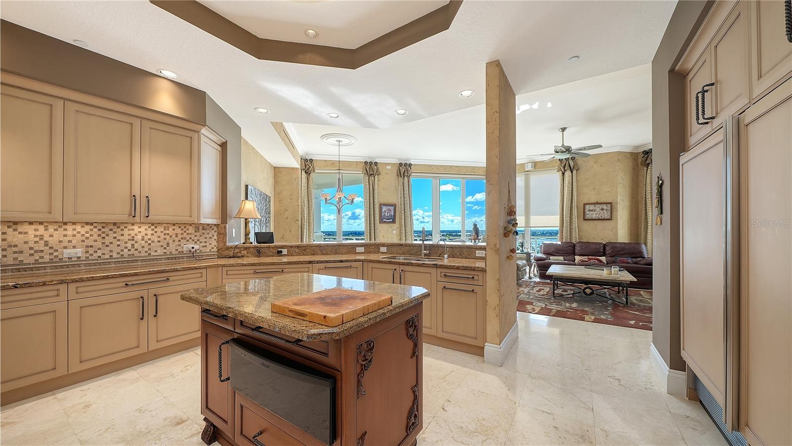 2050 BENJAMIN FRANKLIN DRIVE, #PH1102, Sarasota, FL 34236