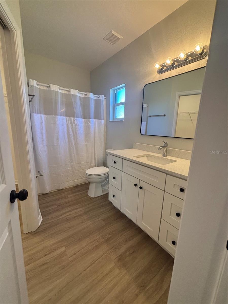 1020 25TH STREET E, Palmetto, FL 34221