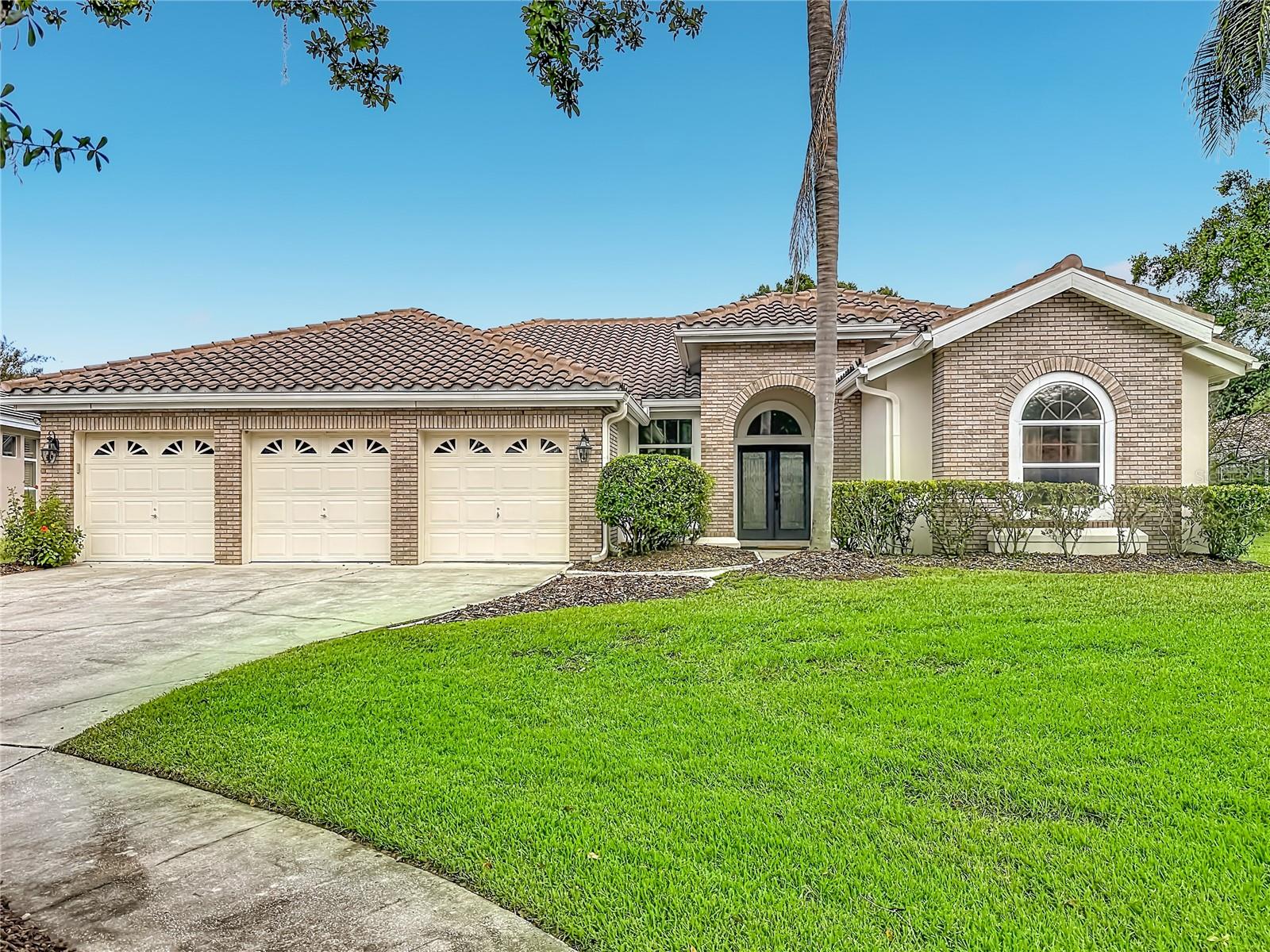 8704 BROADGREEN COURT, Tampa, FL 33647