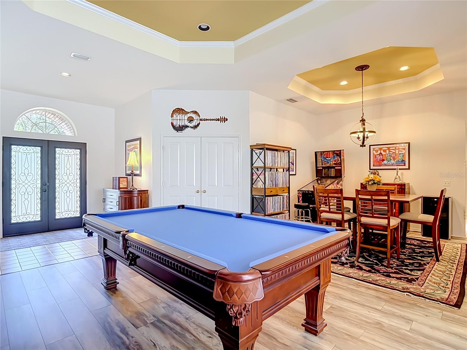 8704 BROADGREEN COURT, Tampa, FL 33647