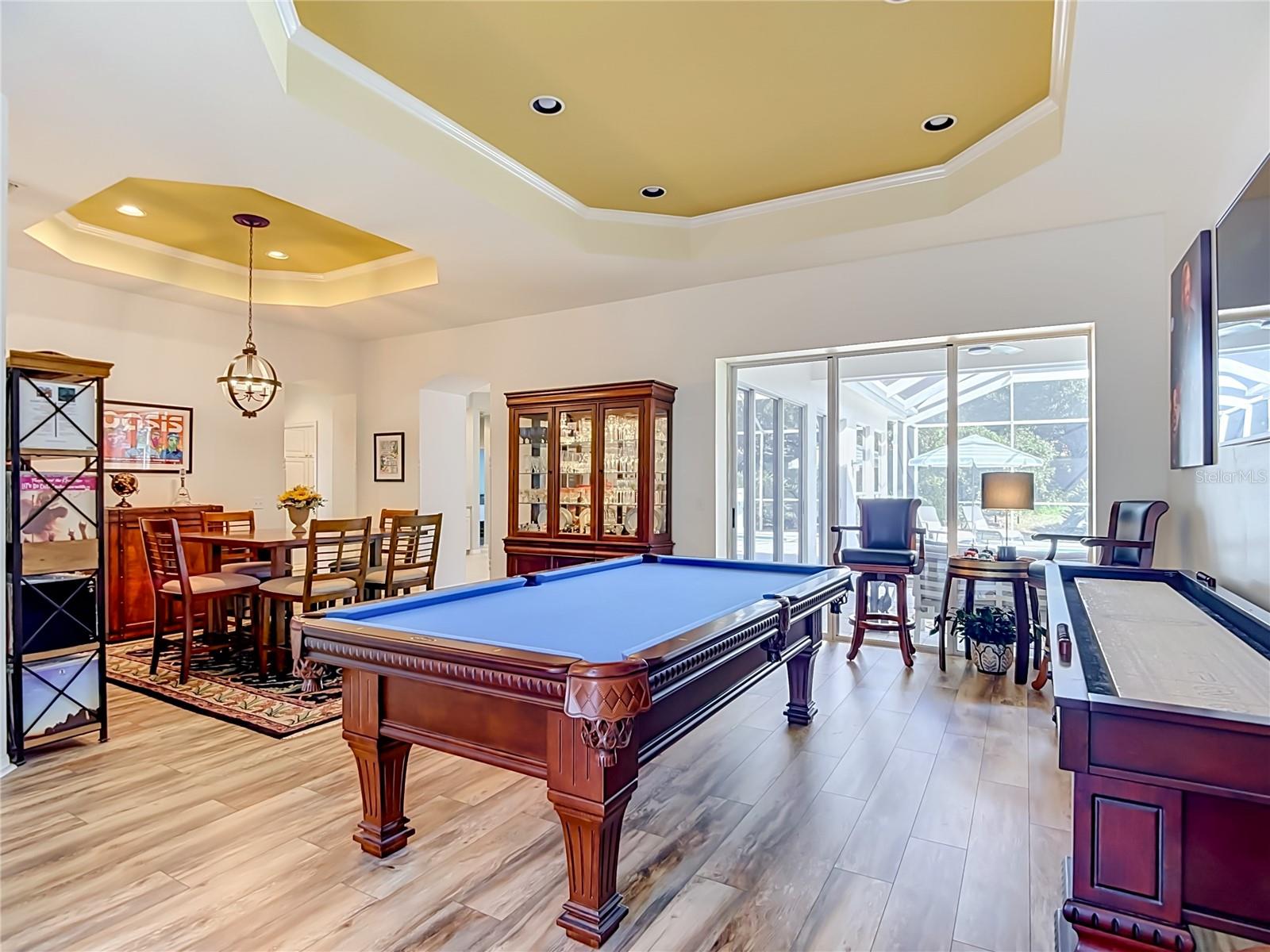 8704 BROADGREEN COURT, Tampa, FL 33647