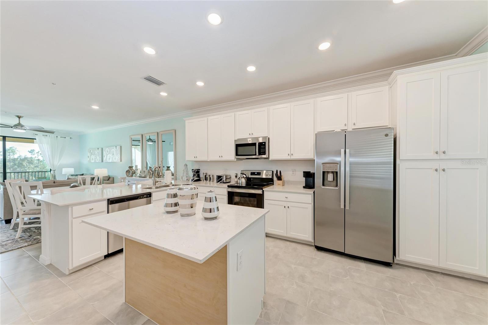 18114 GAWTHROP DRIVE, #404, Bradenton, FL 34211