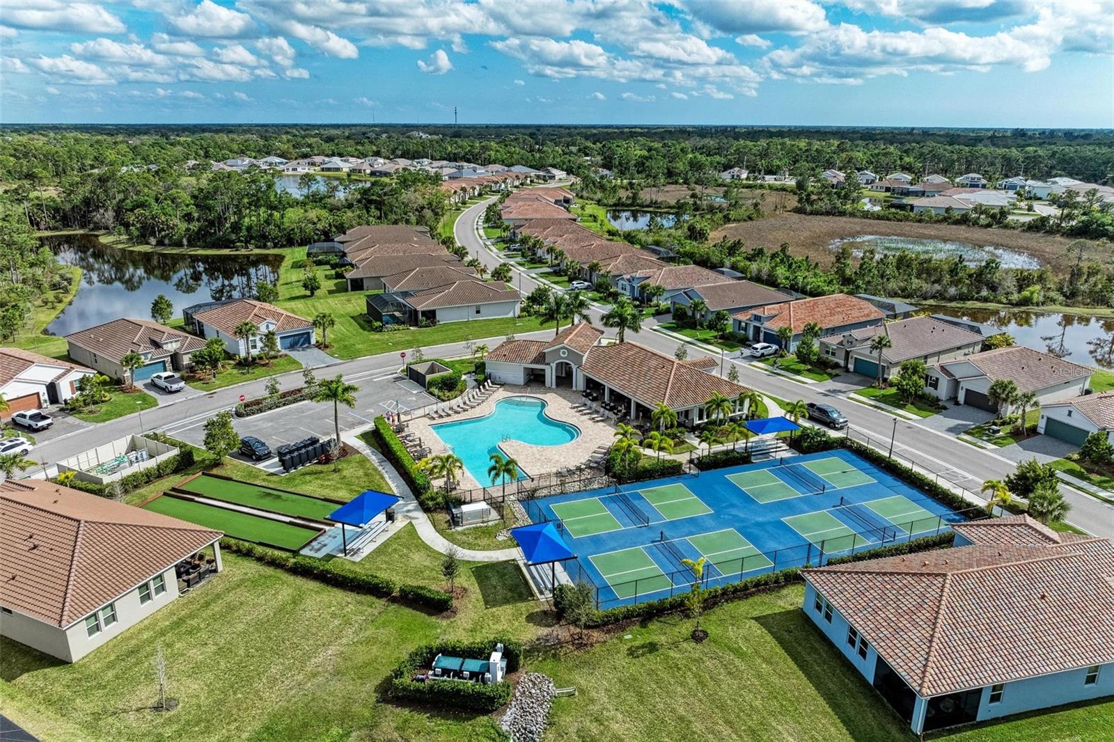 497 FIREBUSH DRIVE, Nokomis, FL 34275