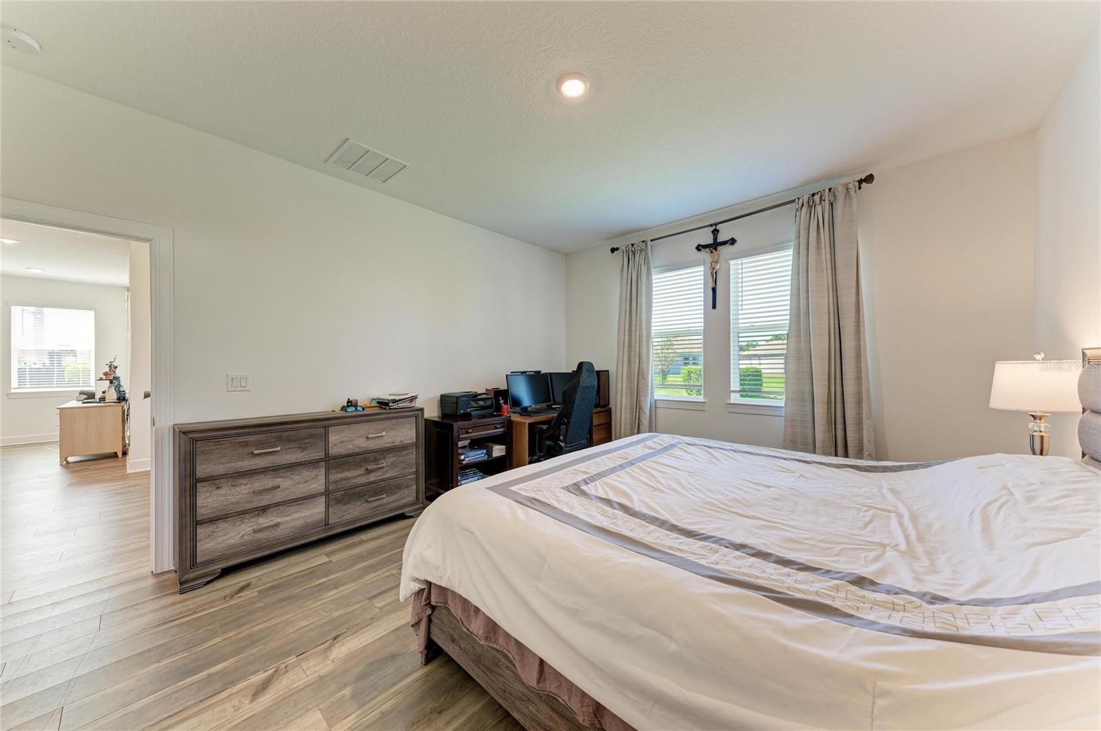 497 FIREBUSH DRIVE, Nokomis, FL 34275