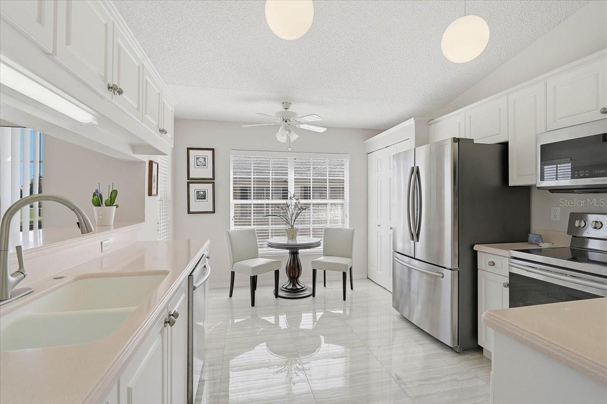 4214 CADDIE DRIVE E, #204, Bradenton, FL 34203