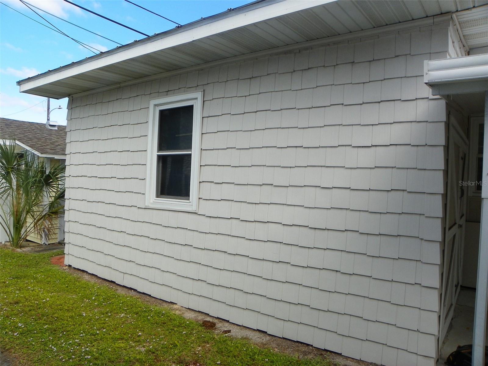 8 PLAZA STREET E, Bradenton, FL 34208