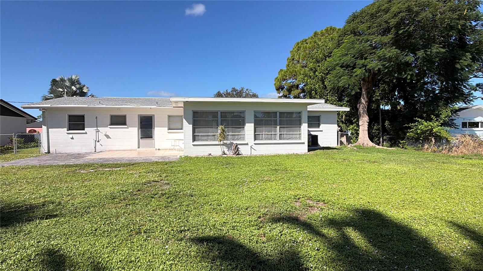 411 60TH STREET NW, Bradenton, FL 34209