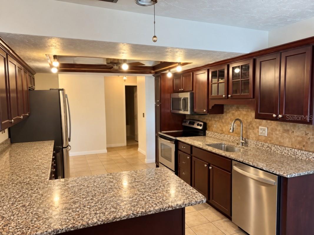 4686 GLEBE FARM ROAD, Sarasota, FL 34235