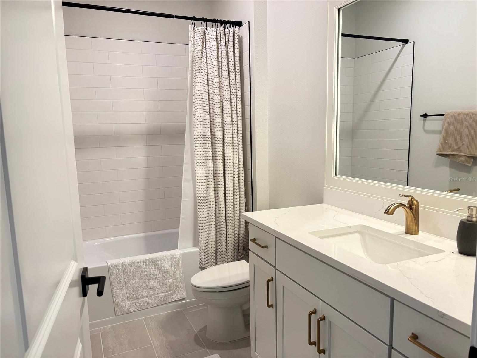 1627 SPRINGWELL LANE, Sarasota, FL 34240