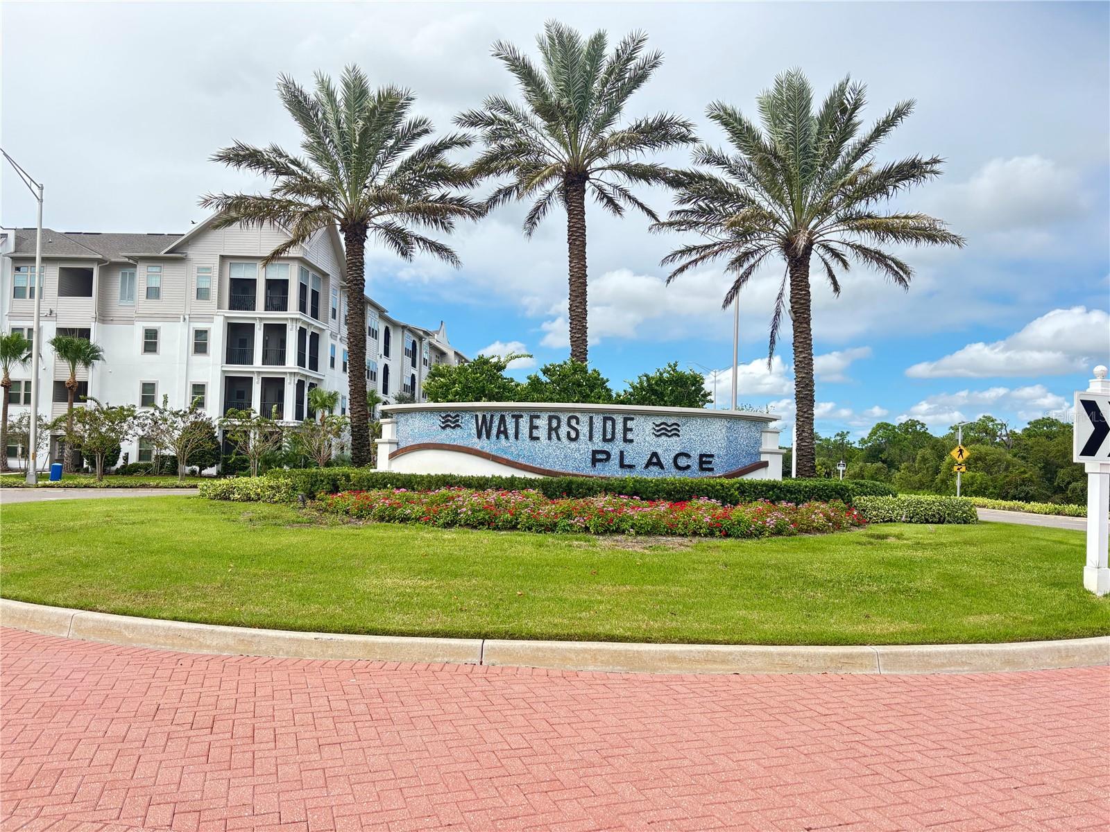 1627 SPRINGWELL LANE, Sarasota, FL 34240