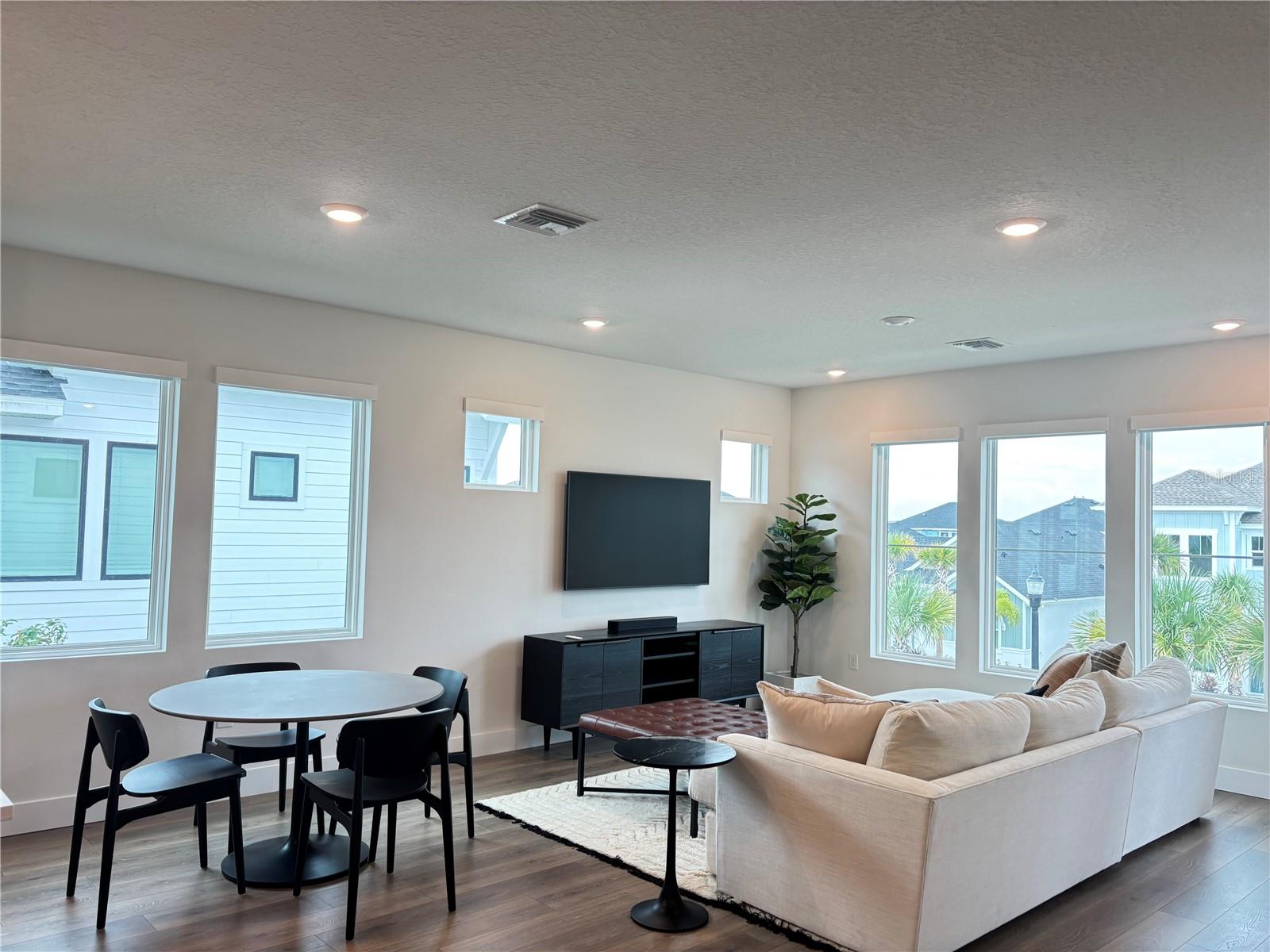 1627 SPRINGWELL LANE, Sarasota, FL 34240