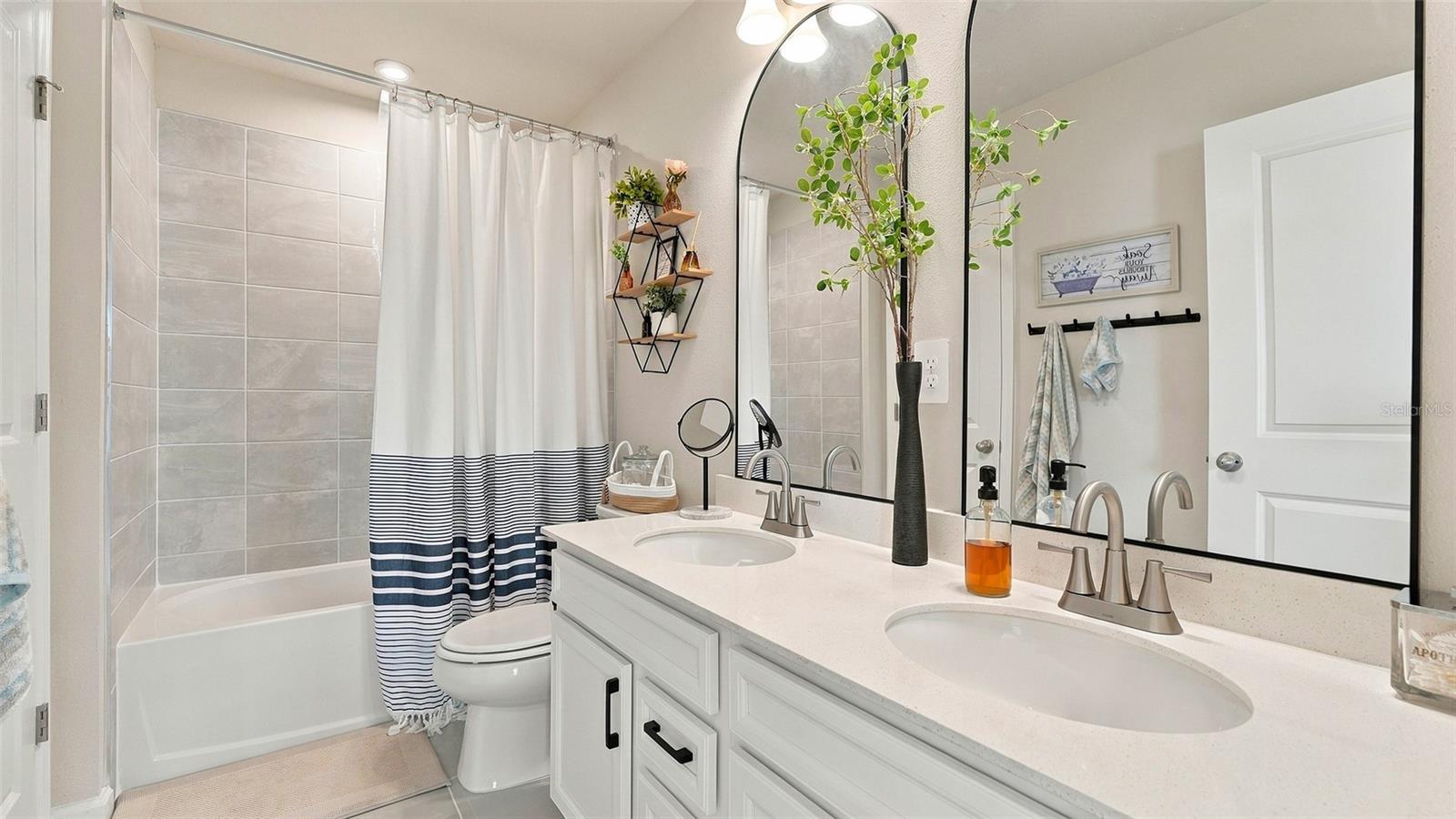 4502 SPIRE RUN, Bradenton, FL 34211