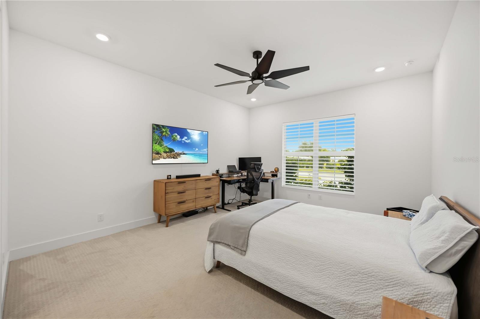 8110 REDONDA LOOP, Bradenton, FL 34202