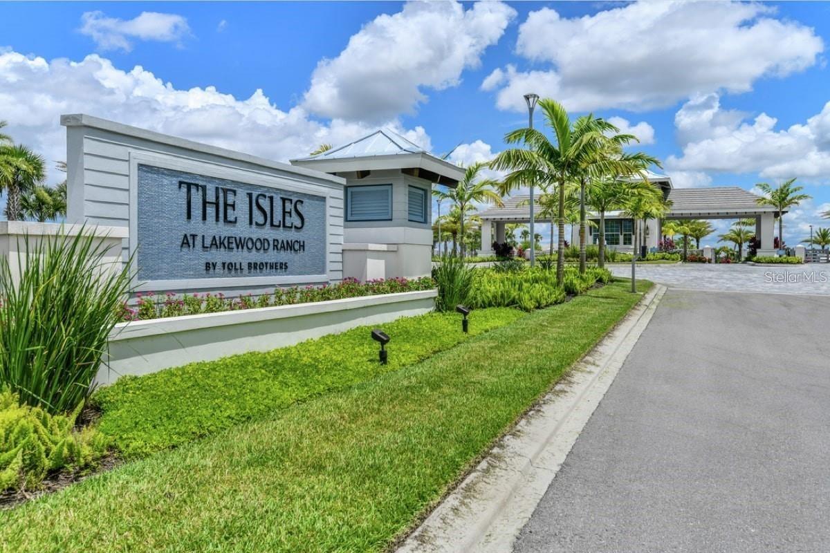 8110 REDONDA LOOP, Bradenton, FL 34202