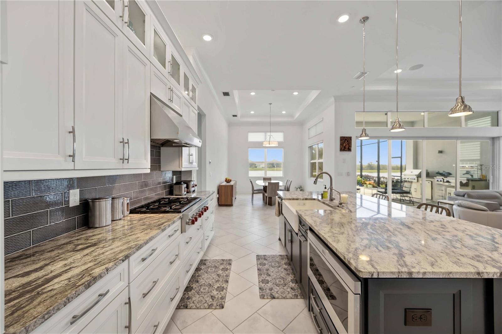 8110 REDONDA LOOP, Bradenton, FL 34202