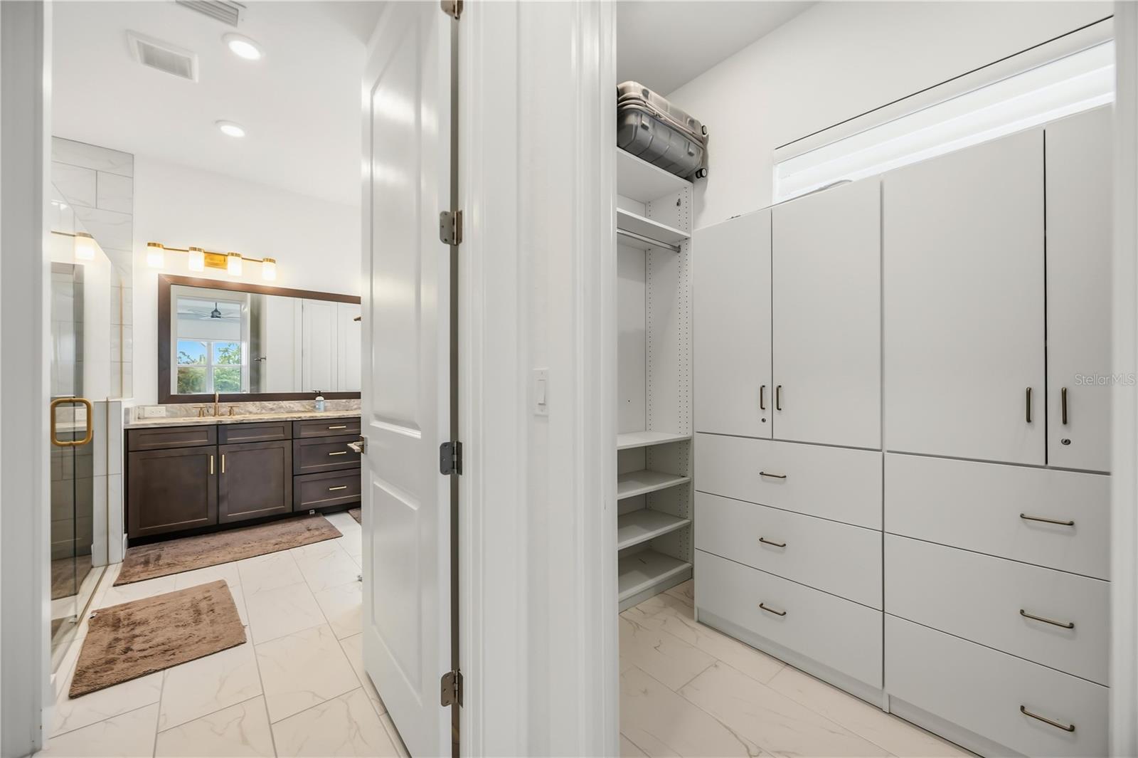 8110 REDONDA LOOP, Bradenton, FL 34202