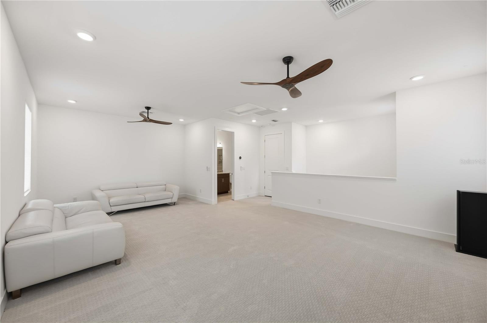 8110 REDONDA LOOP, Bradenton, FL 34202