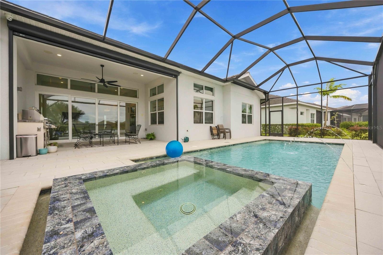 8110 REDONDA LOOP, Bradenton, FL 34202